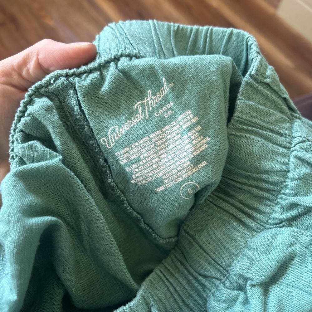 Universal Thread Green Linen Blend Paperbag Shorts Women’s Size Small - Picture 5 of 5